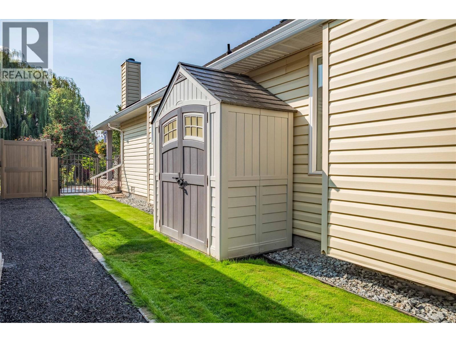  647 PIMLICO Road, Kelowna