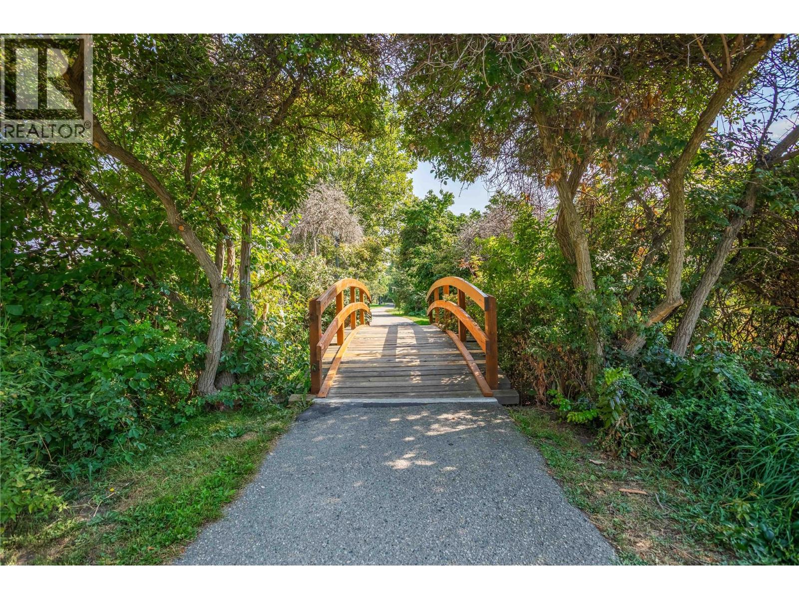  647 PIMLICO Road, Kelowna