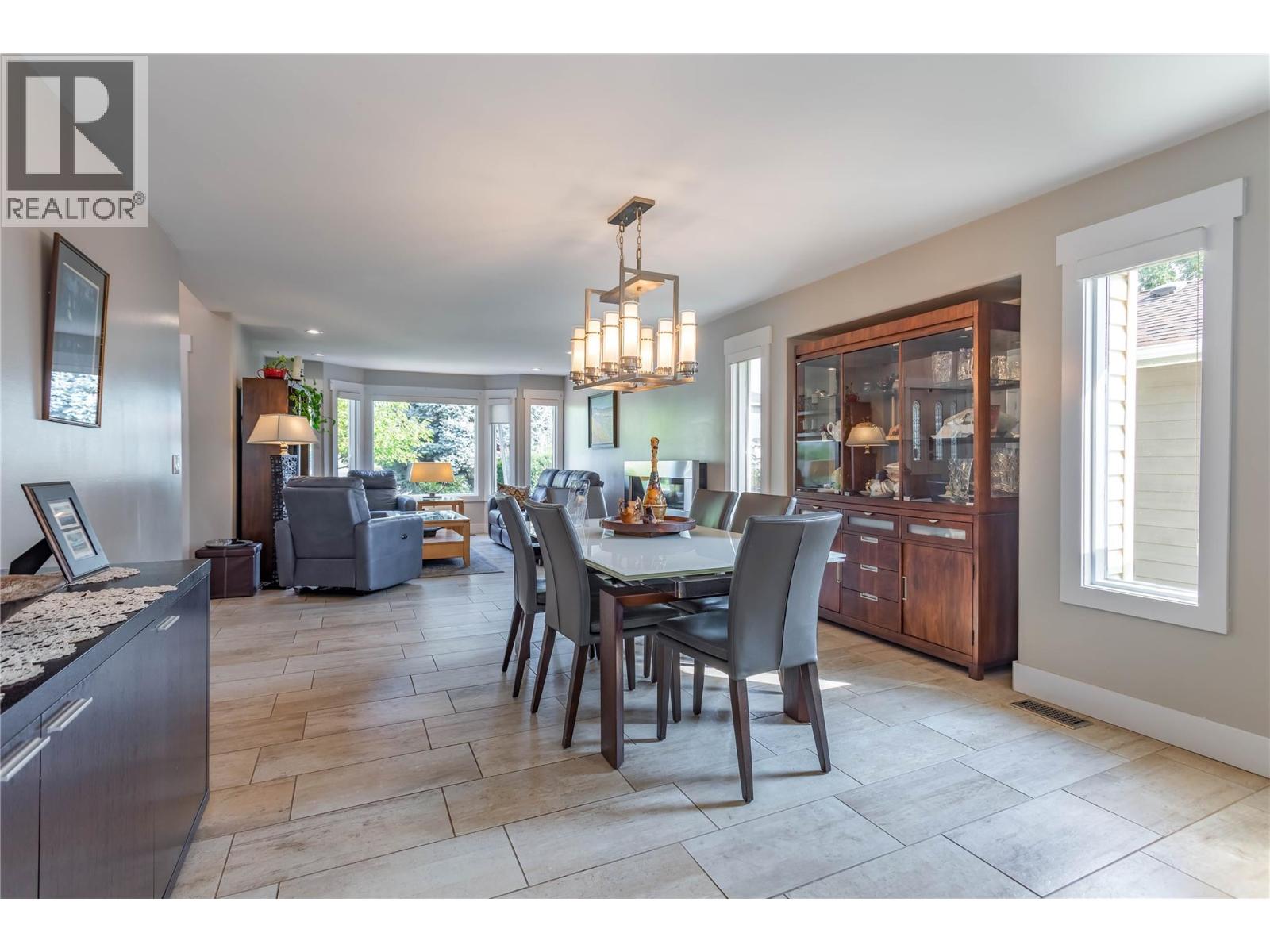  647 PIMLICO Road, Kelowna