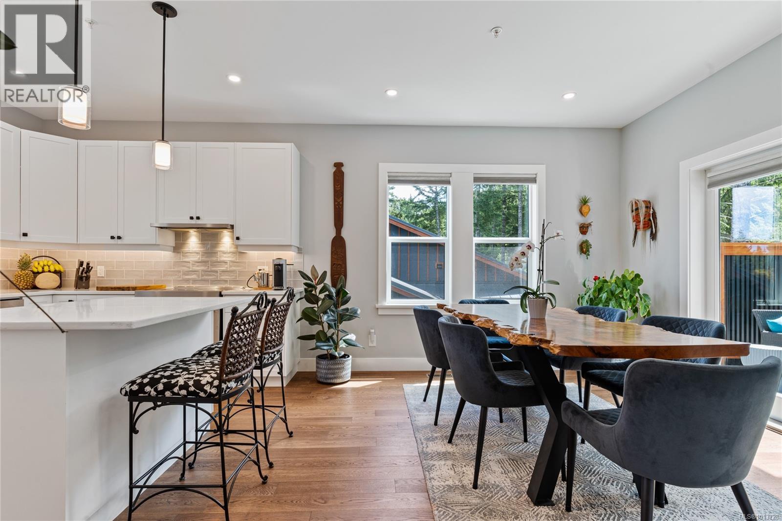 108 Trailhead Cir, Shawnigan Lake
