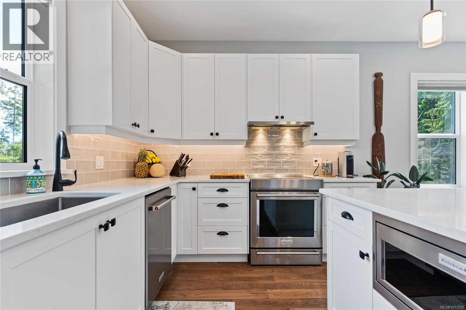 108 Trailhead Cir, Shawnigan Lake
