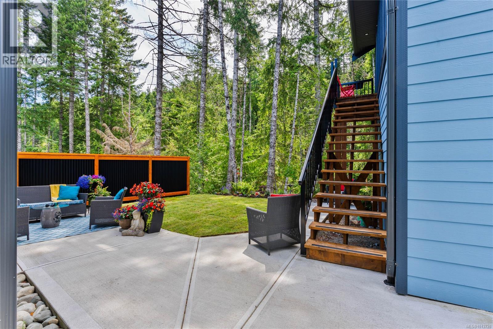 108 Trailhead Cir, Shawnigan Lake