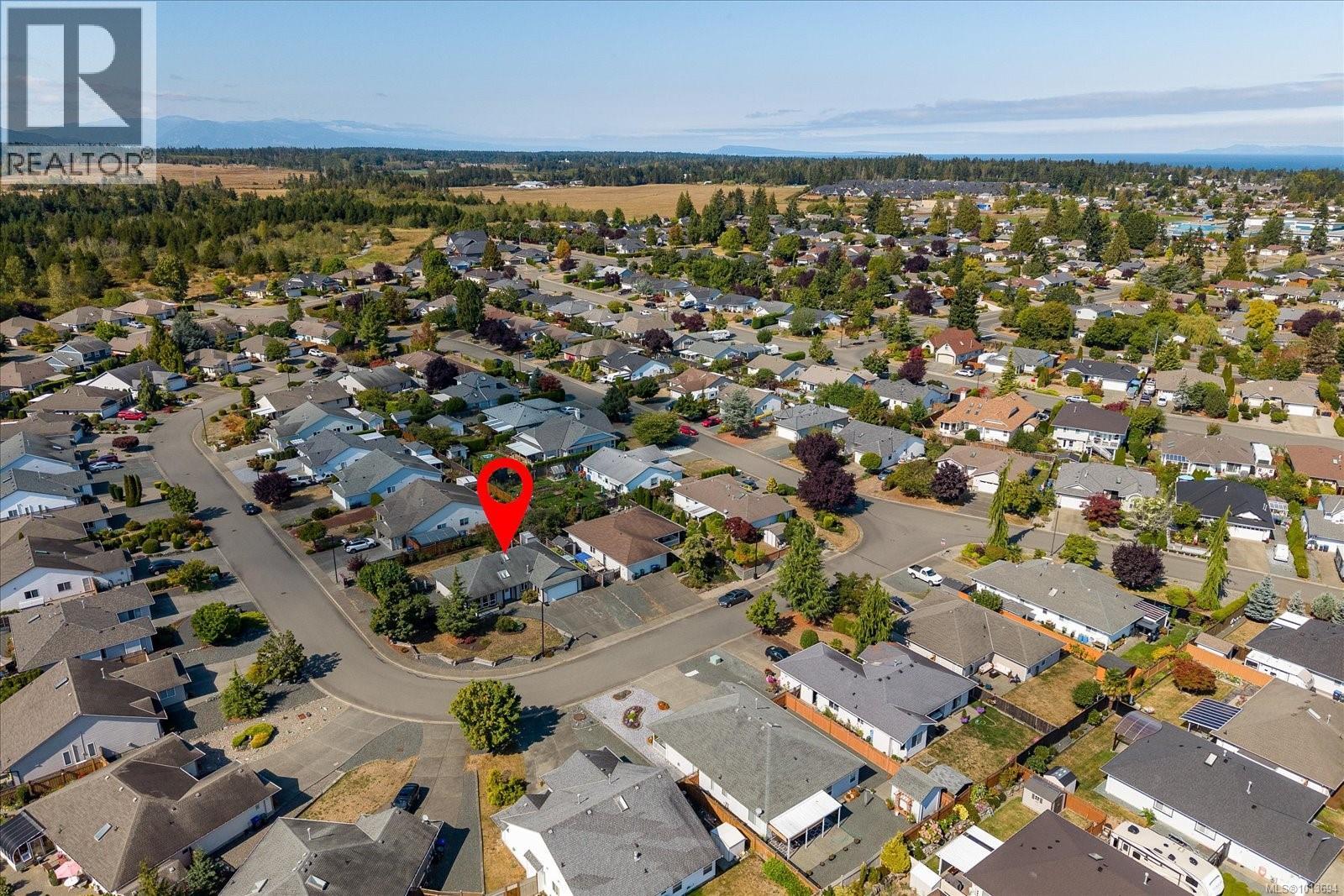 255 Strawberry Cres, Parksville