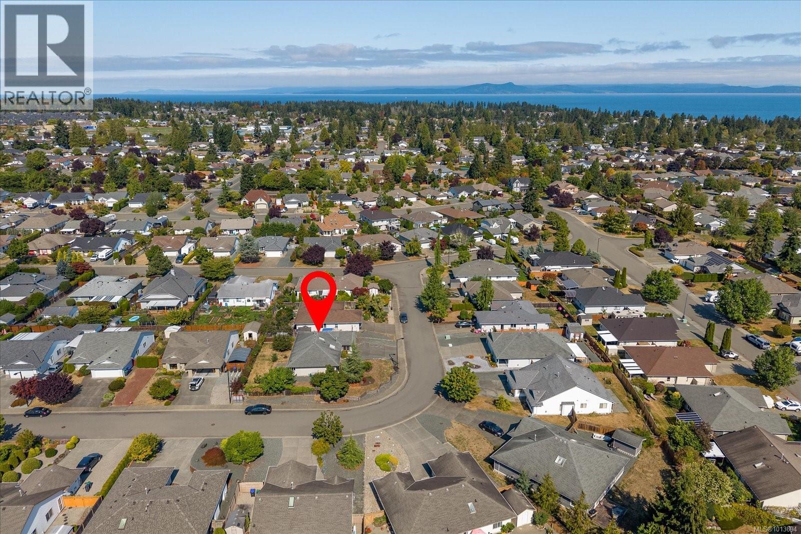 255 Strawberry Cres, Parksville