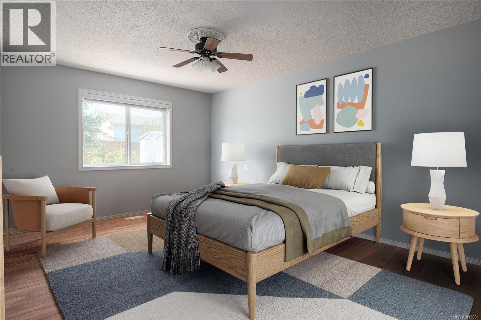255 Strawberry Cres, Parksville