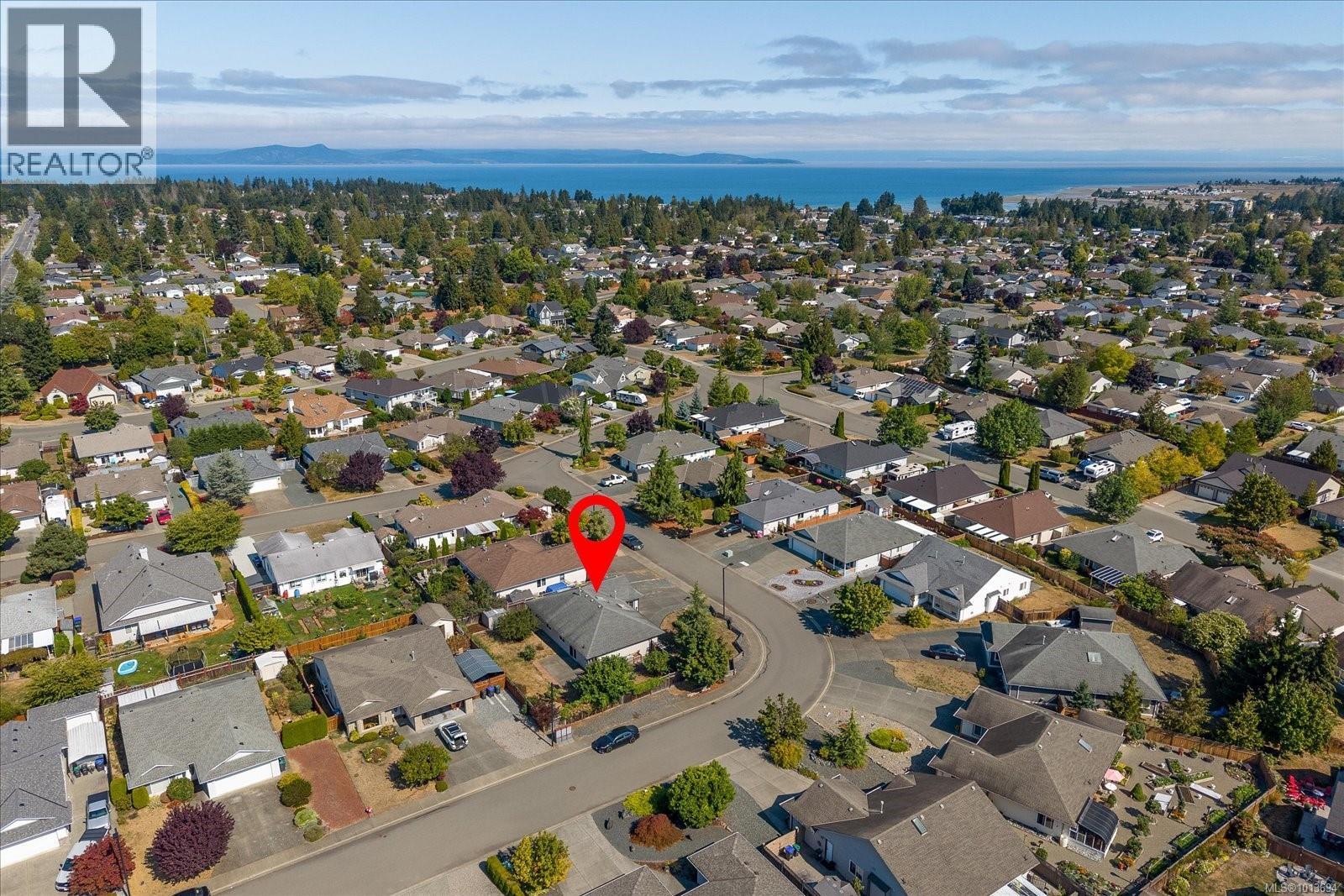 255 Strawberry Cres, Parksville