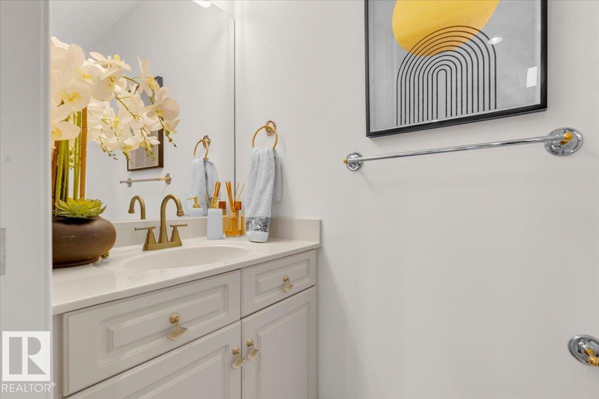 138 TWIN BROOKS CV NW, Edmonton