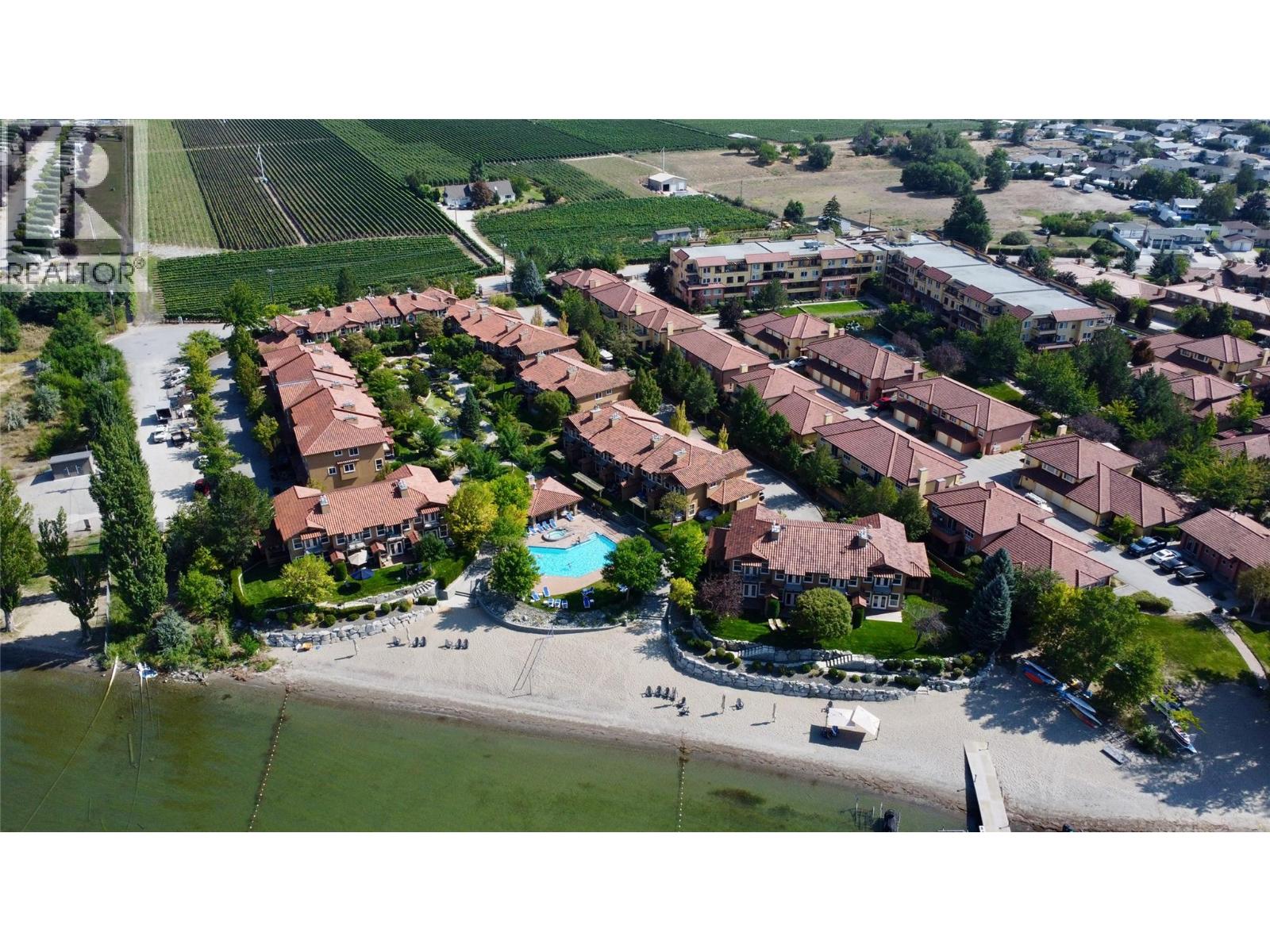 406 7600 COTTONWOOD Drive, Osoyoos