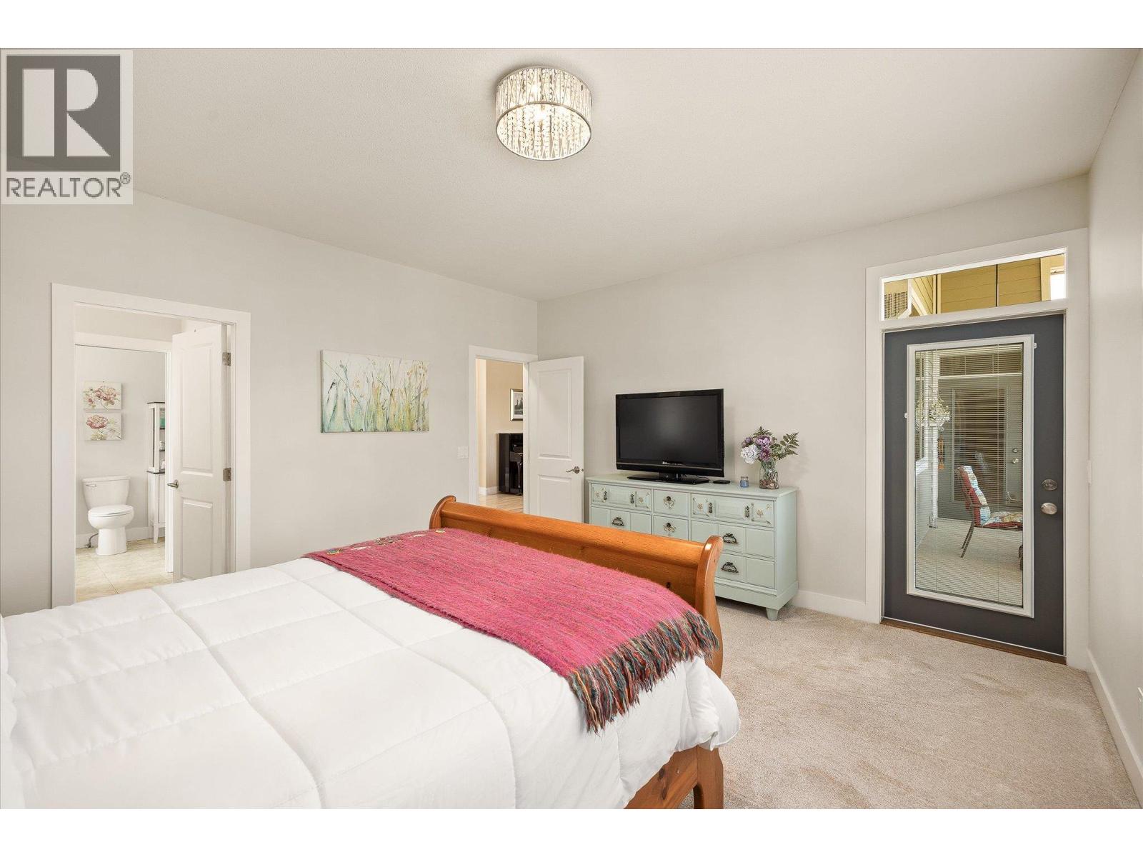  12860 Cliffshore Drive, Lake Country