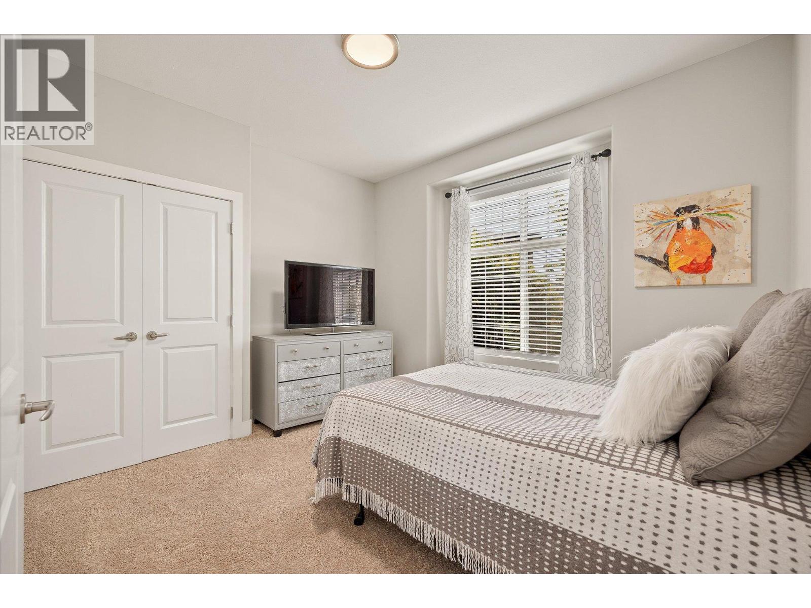  12860 Cliffshore Drive, Lake Country