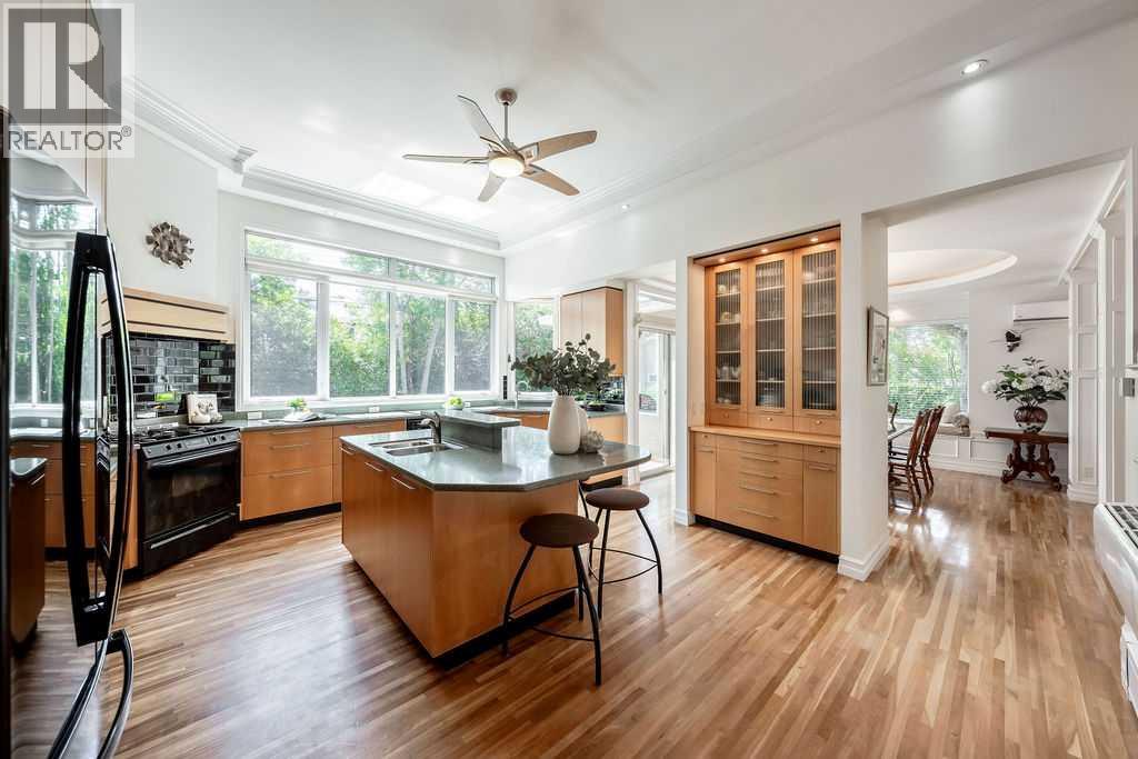 Single Family House Bungalow for Sale in   Avenue NE Renfrew Calgary 