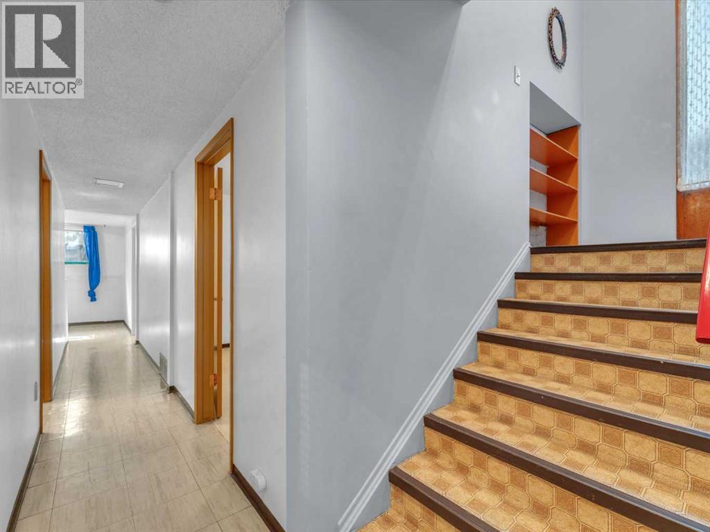 Multi-family House Bungalow for Sale in  /   Avenue SE Albert Park/Radisson Heights Calgary 