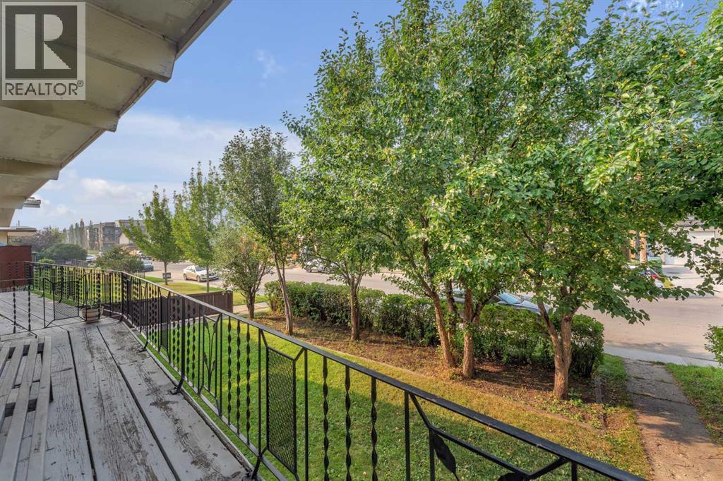 Multi-family House Bungalow for Sale in  /   Avenue SE Albert Park/Radisson Heights Calgary 