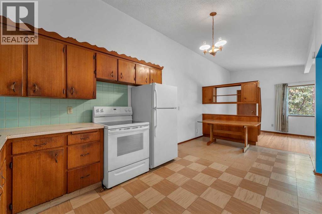 Multi-family House Bungalow for Sale in  /   Avenue SE Albert Park/Radisson Heights Calgary 