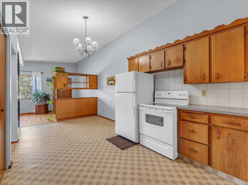 Multi-family House Bungalow for Sale in  /   Avenue SE Albert Park/Radisson Heights Calgary 