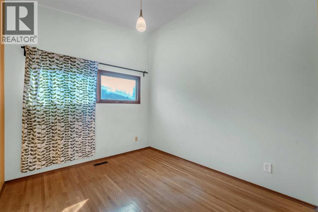 Multi-family House Bungalow for Sale in  /   Avenue SE Albert Park/Radisson Heights Calgary 