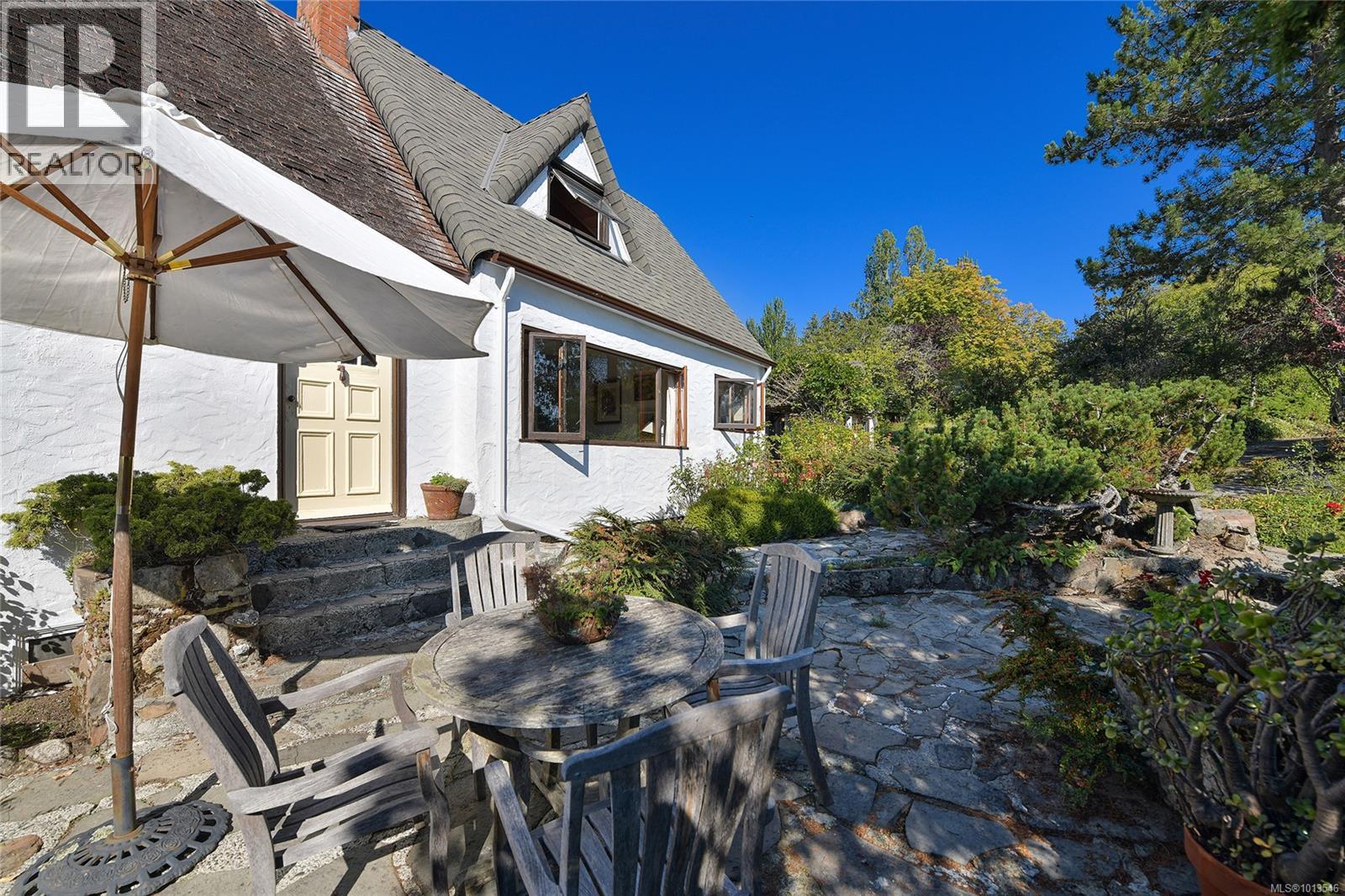 2173 Tryon Rd, North Saanich