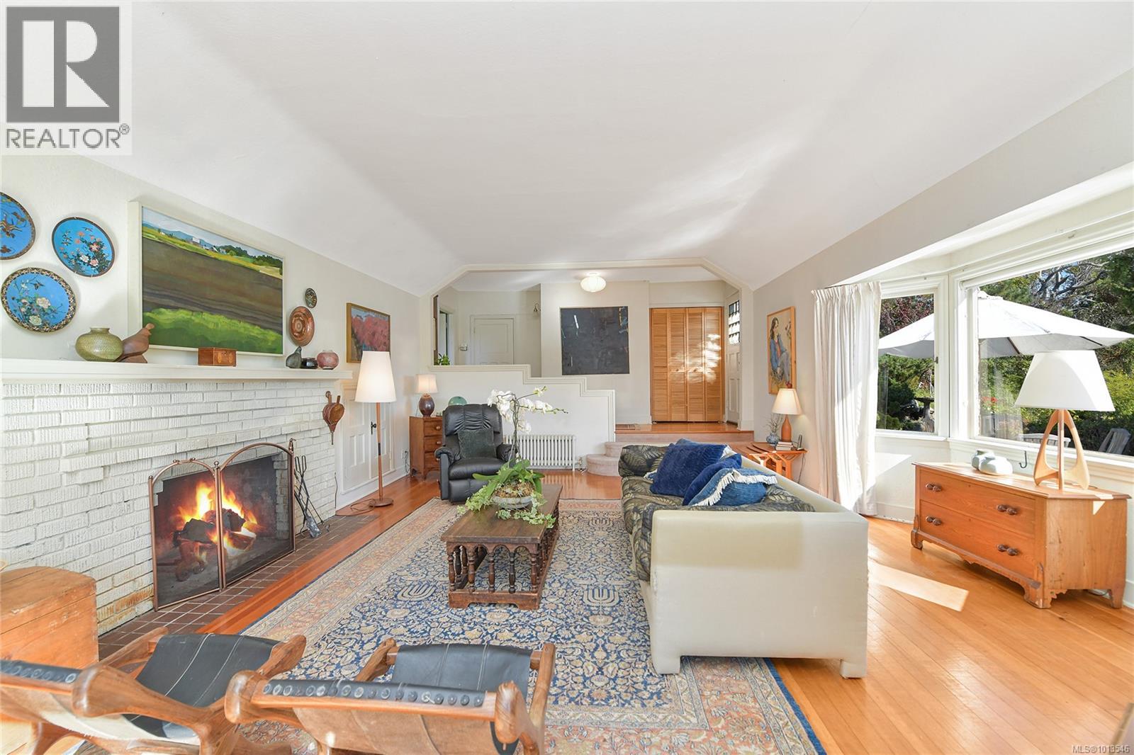 2173 Tryon Rd, North Saanich
