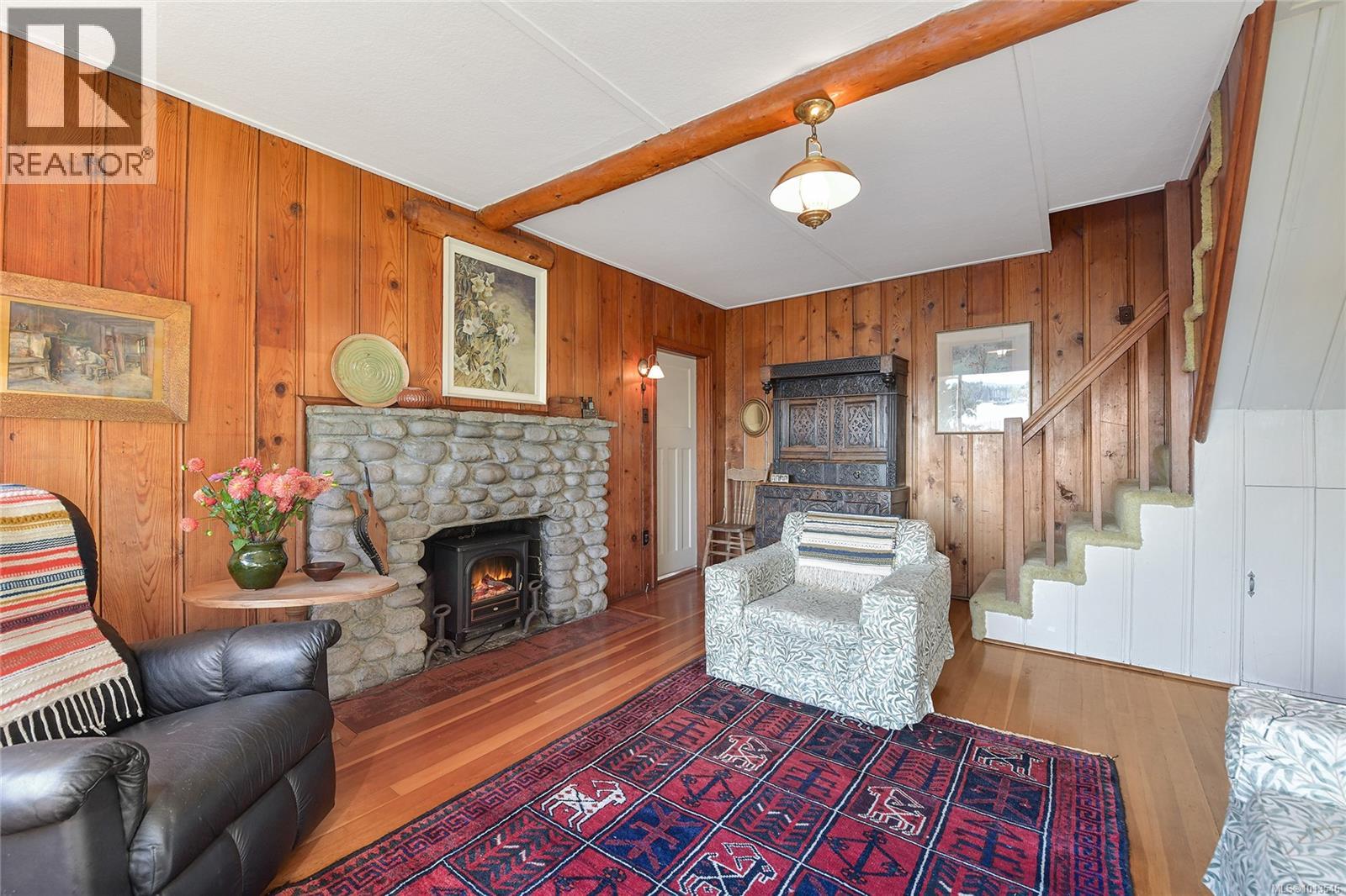 2173 Tryon Rd, North Saanich