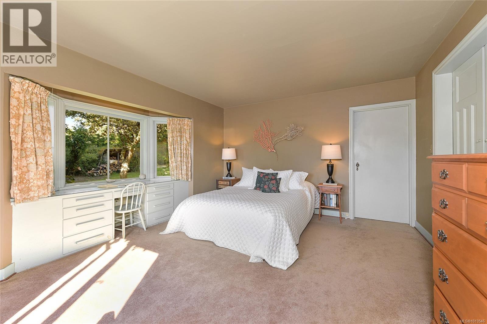 2173 Tryon Rd, North Saanich