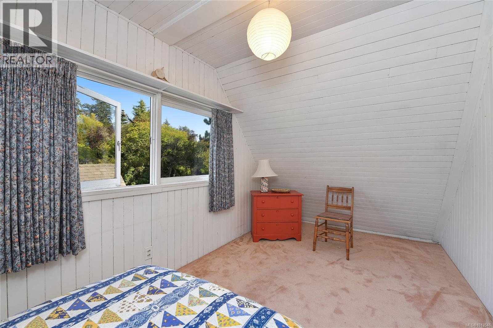 2173 Tryon Rd, North Saanich