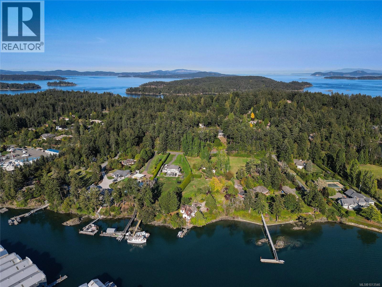 2173 Tryon Rd, North Saanich