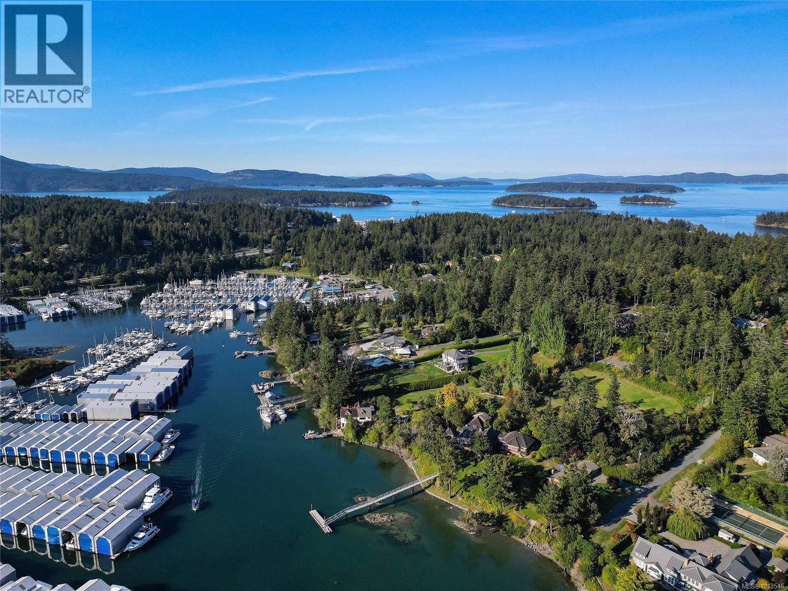 2173 Tryon Rd, North Saanich