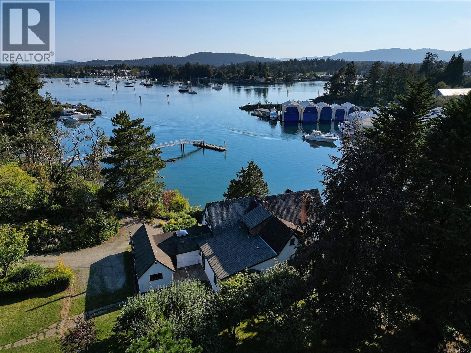 2173 Tryon Rd, North Saanich