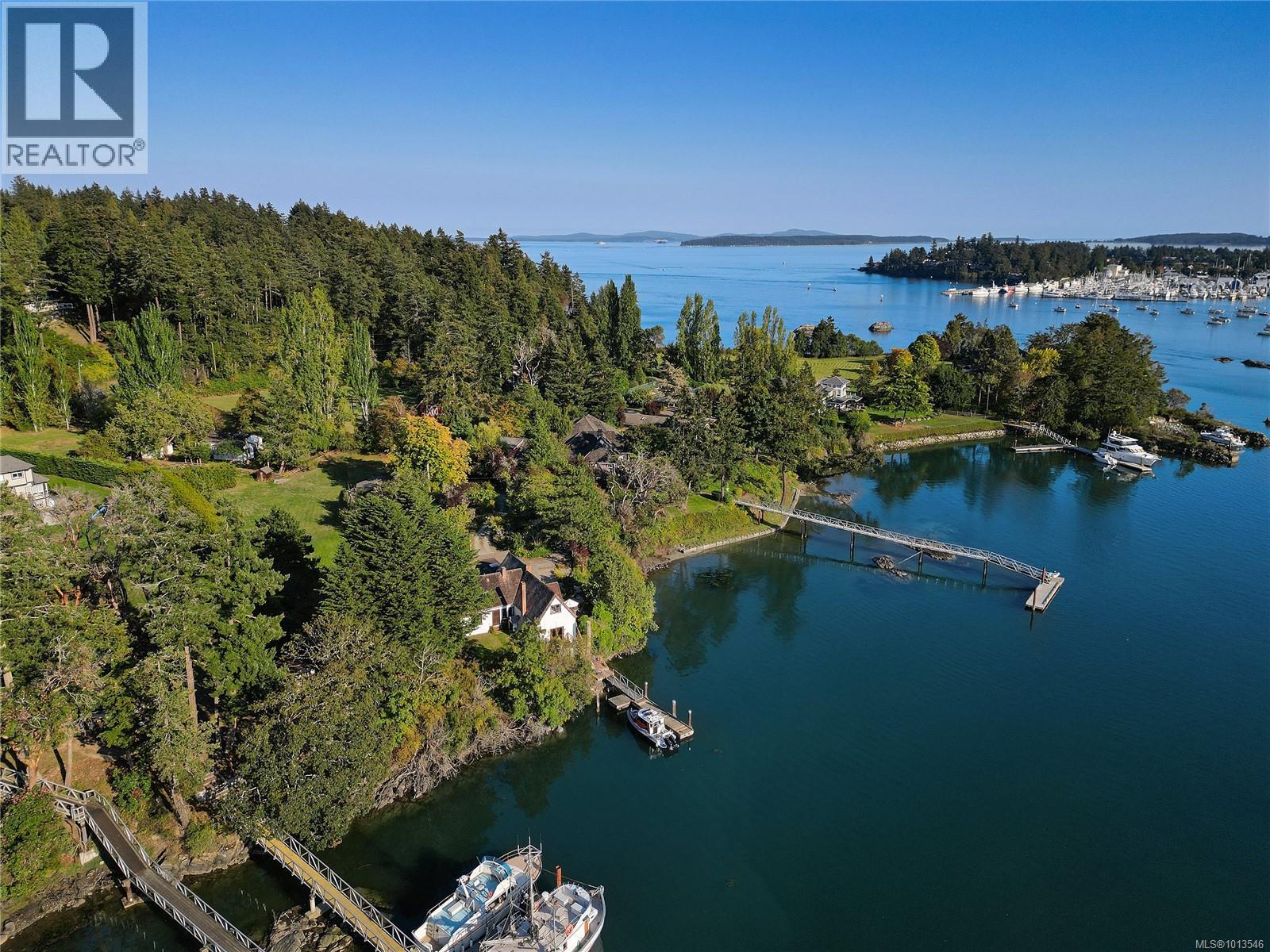 2173 Tryon Rd, North Saanich