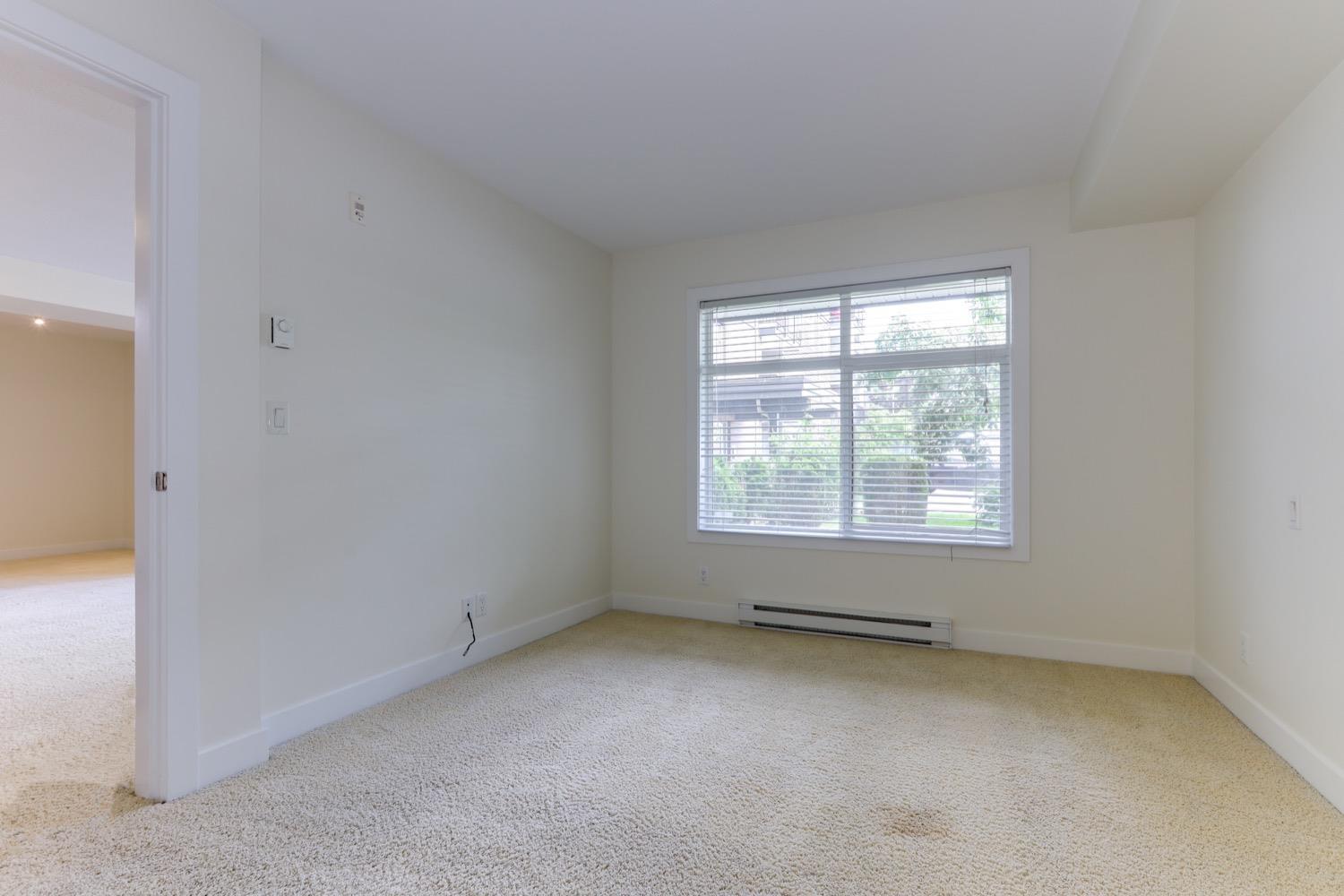 102 46289 YALE ROAD, Chilliwack Proper East, Chilliwack