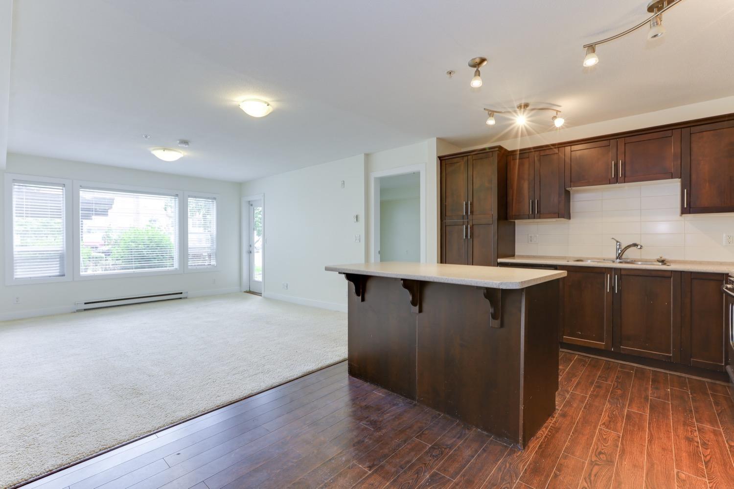 102 46289 YALE ROAD, Chilliwack Proper East, Chilliwack