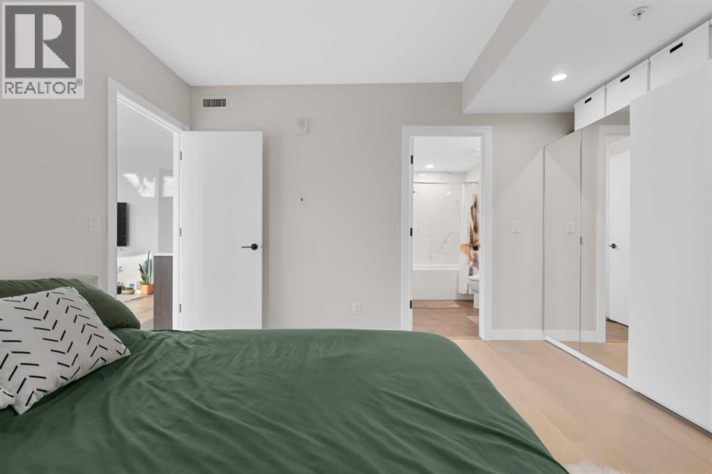 Single Family House for Sale in    Avenue SW Beltline Calgary 