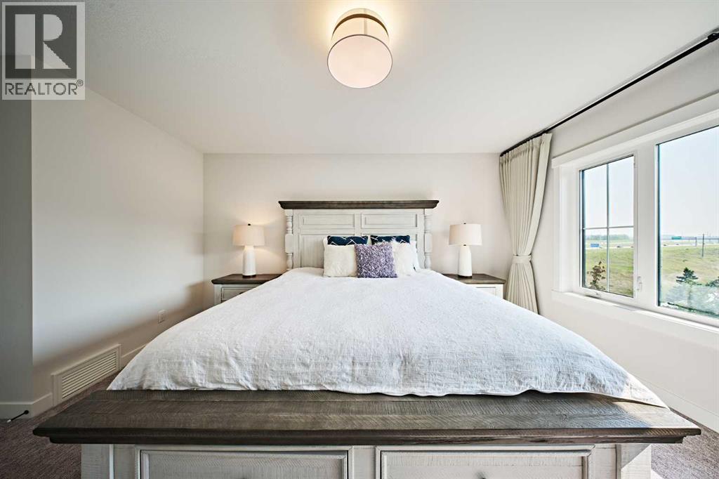 Single Family House for Sale in  Discovery Place SW Discovery Ridge Calgary 