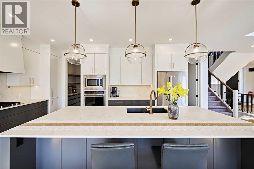 Single Family House for Sale in  Discovery Place SW Discovery Ridge Calgary 