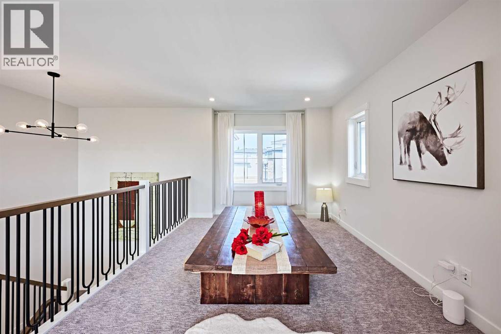 Single Family House for Sale in  Discovery Place SW Discovery Ridge Calgary 