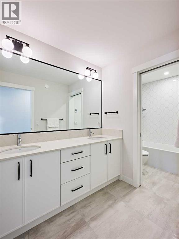 Single Family House for Sale in  Discovery Place SW Discovery Ridge Calgary 