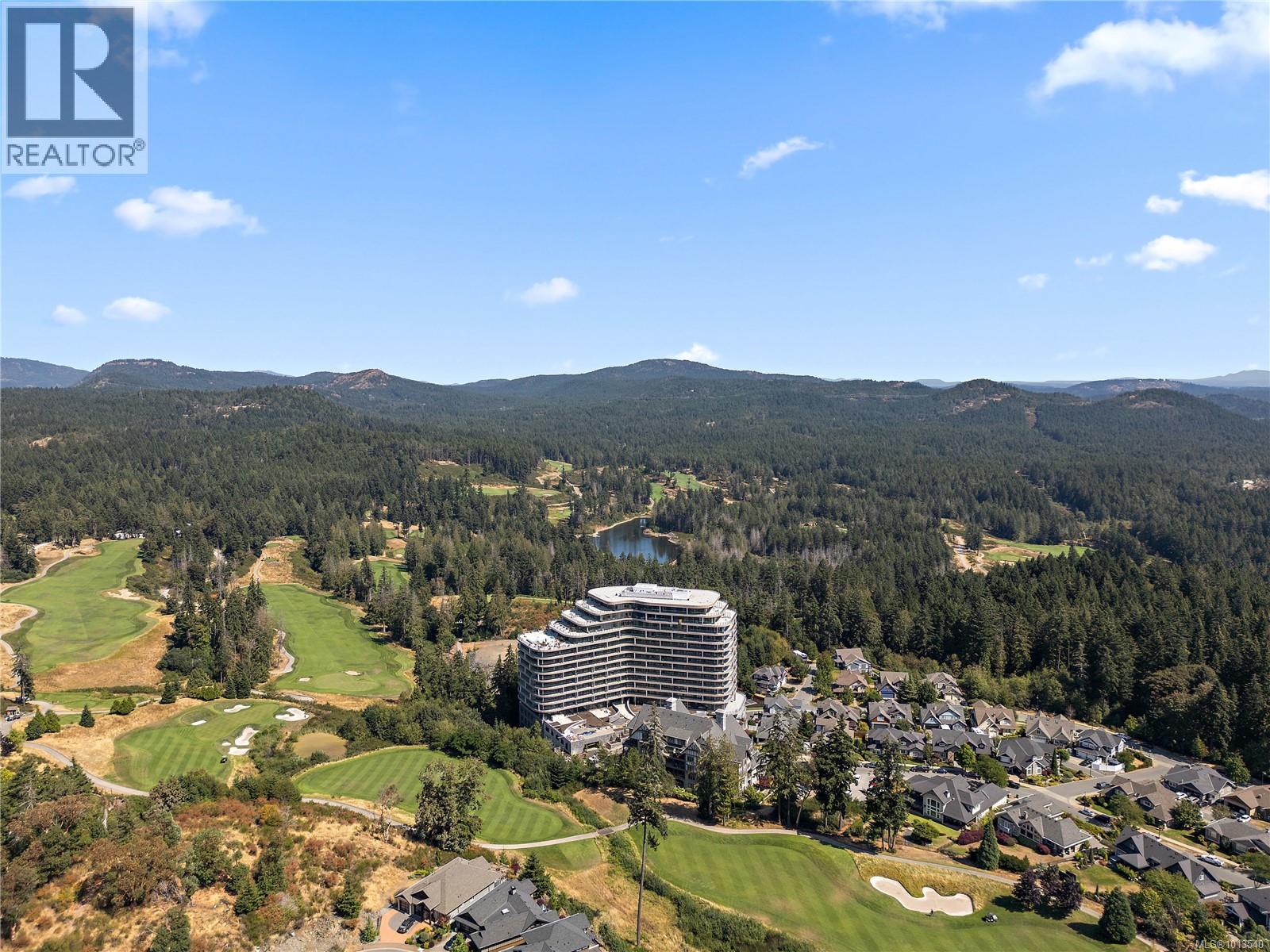 222 2000 Hannington Road, Langford
