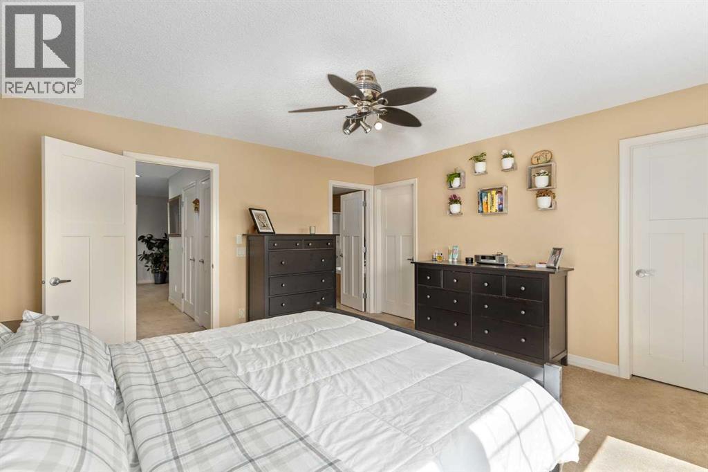 112 Sunset View, Cochrane