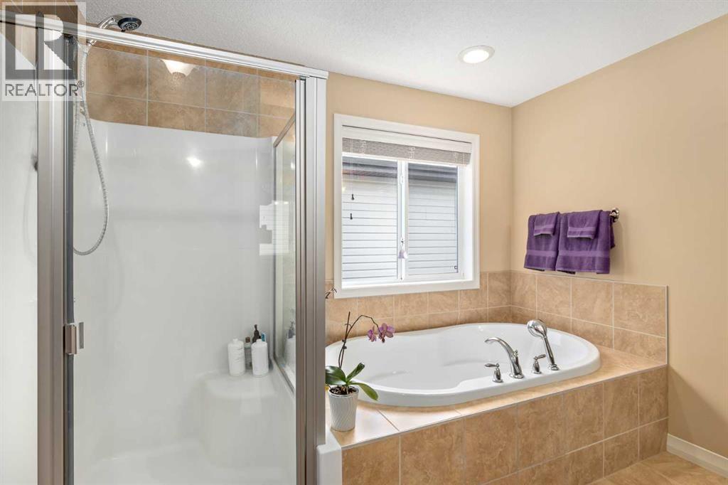 112 Sunset View, Cochrane