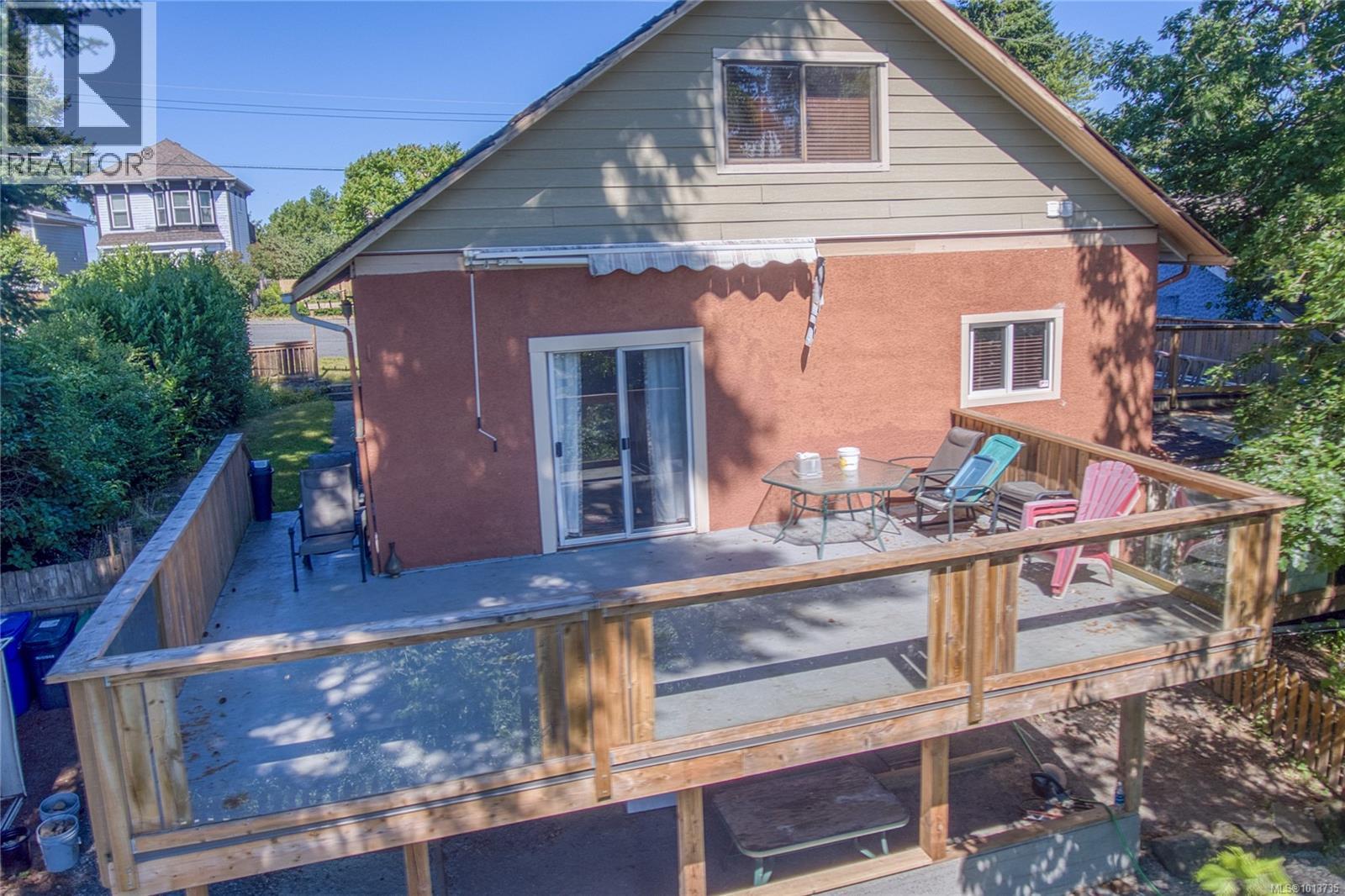 415 Machleary St, Nanaimo