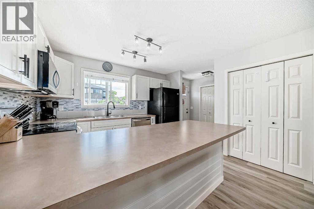 28 Sunset Road, Cochrane