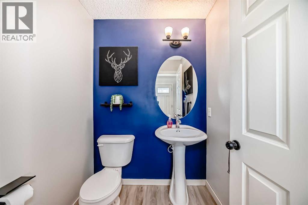 28 Sunset Road, Cochrane