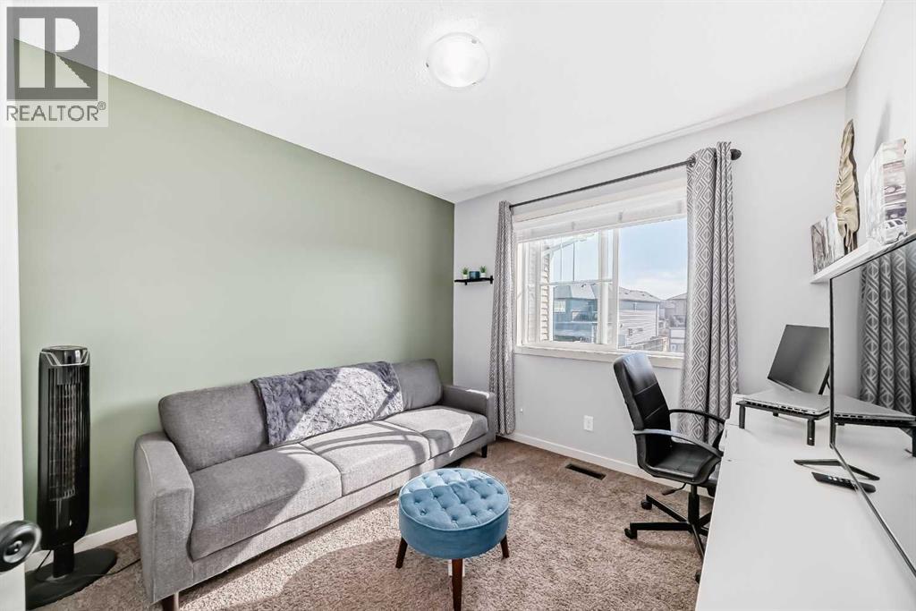 28 Sunset Road, Cochrane