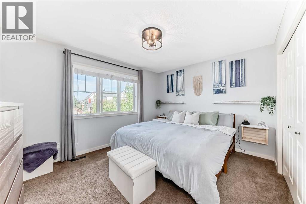 28 Sunset Road, Cochrane