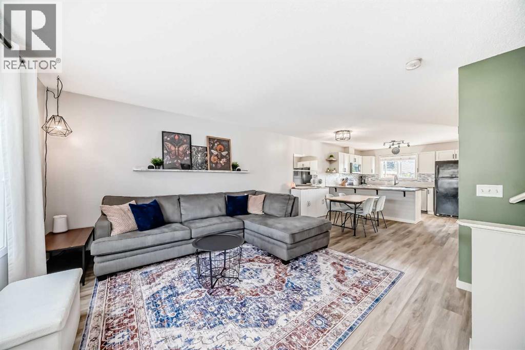 28 Sunset Road, Cochrane