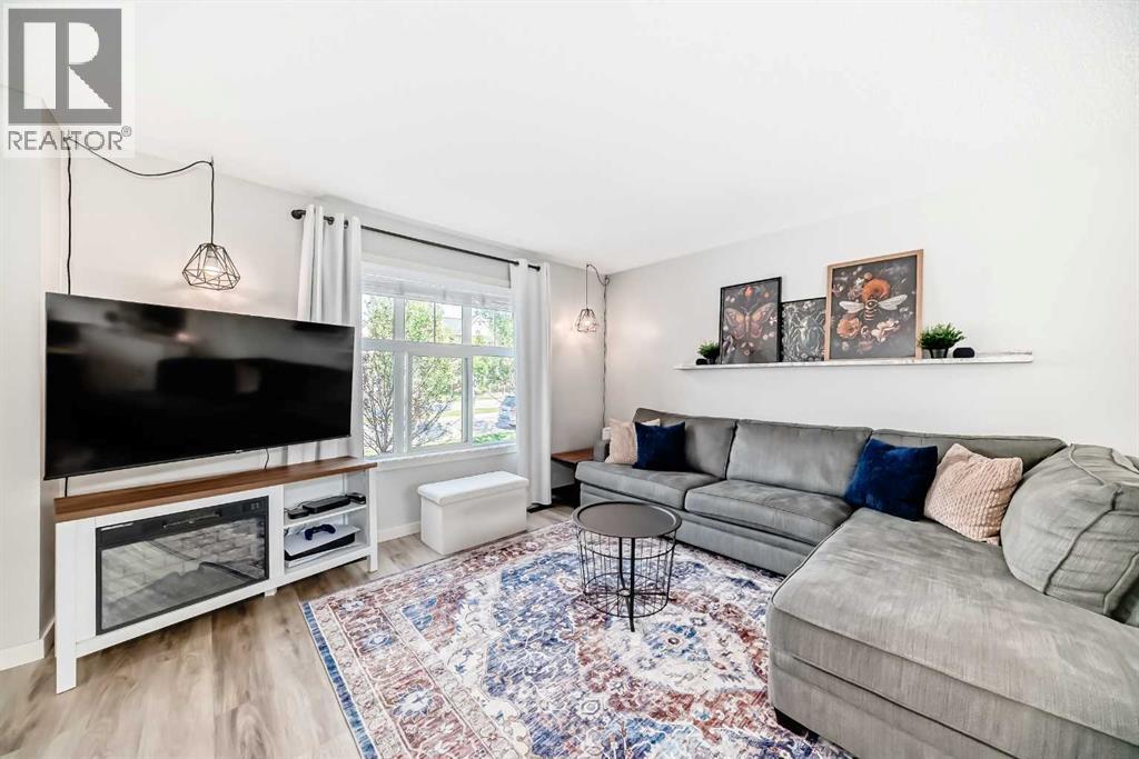 28 Sunset Road, Cochrane