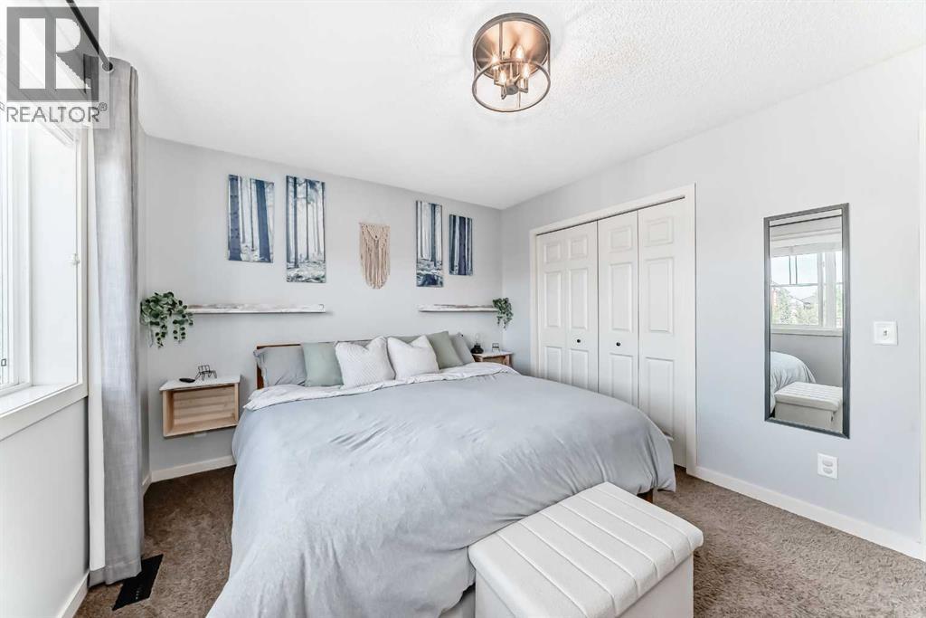 28 Sunset Road, Cochrane