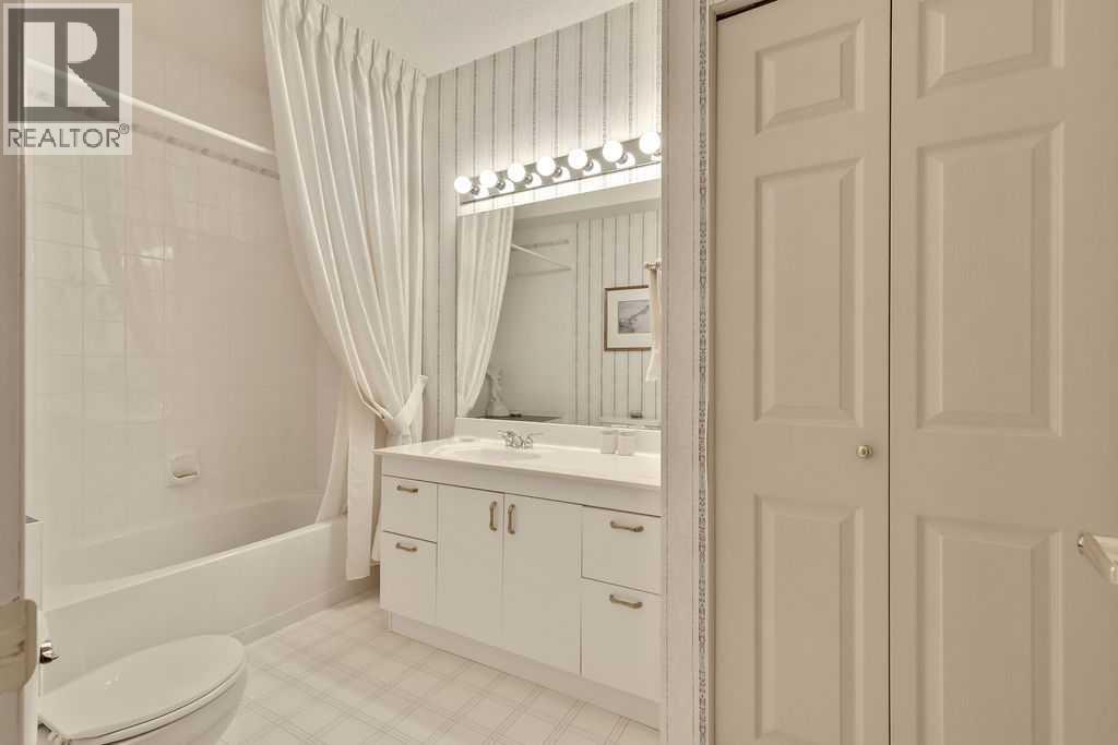Single Family House Bungalow for Sale in  Signal Hill Drive SW Signal Hill Calgary 