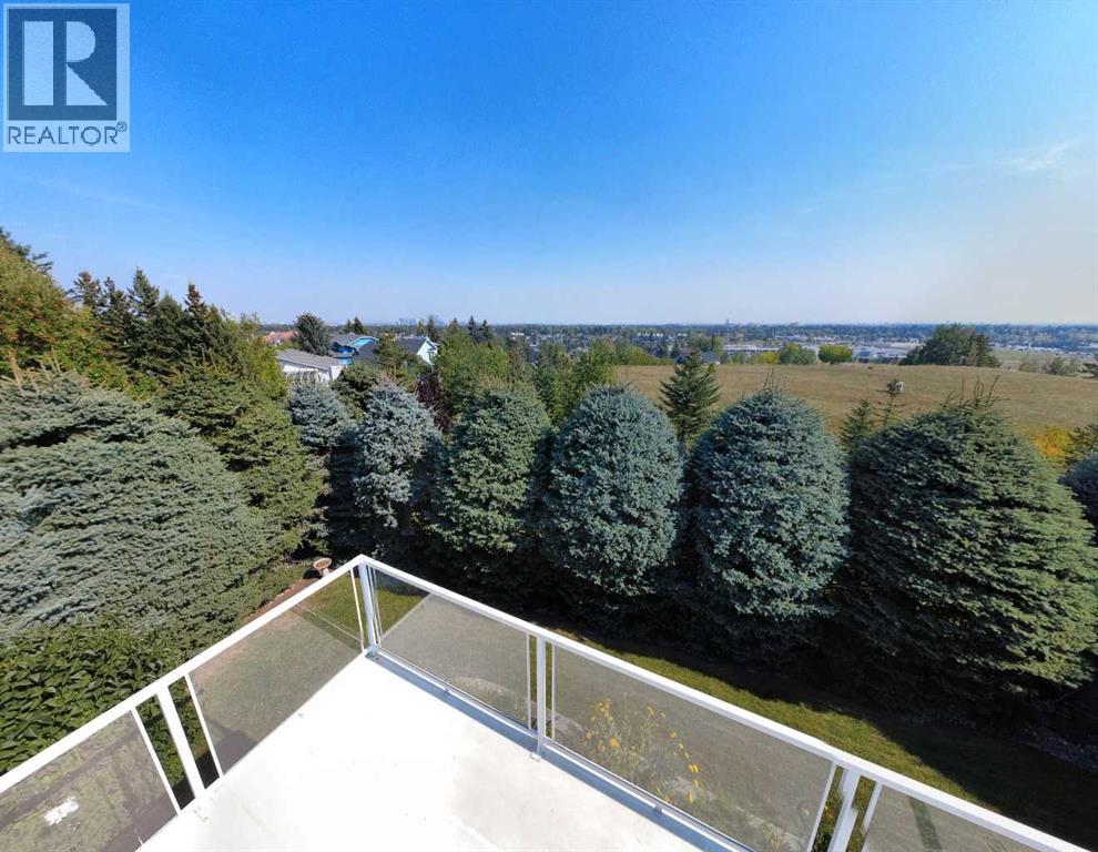 Single Family House Bungalow for Sale in  Signal Hill Drive SW Signal Hill Calgary 
