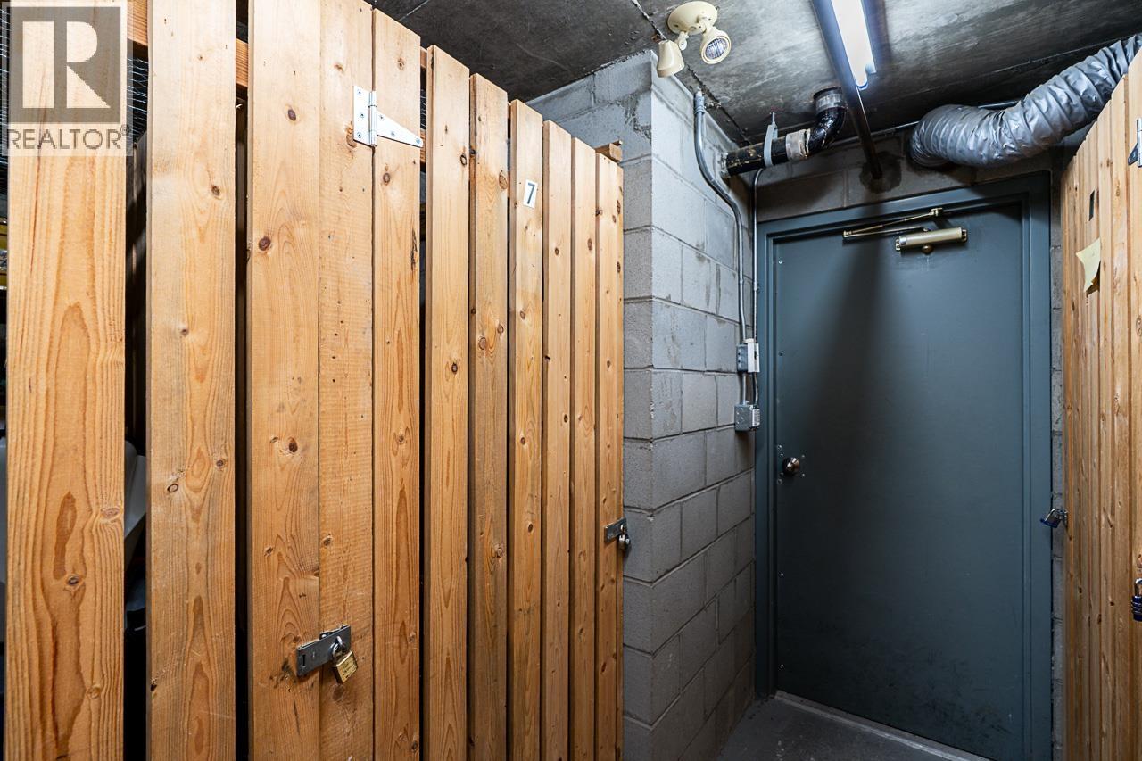 102 3188 CAMOSUN STREET, Vancouver